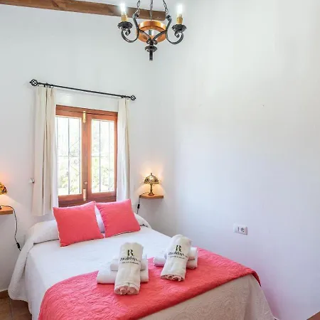 Casa Torre Del Manzano By Ruralidays